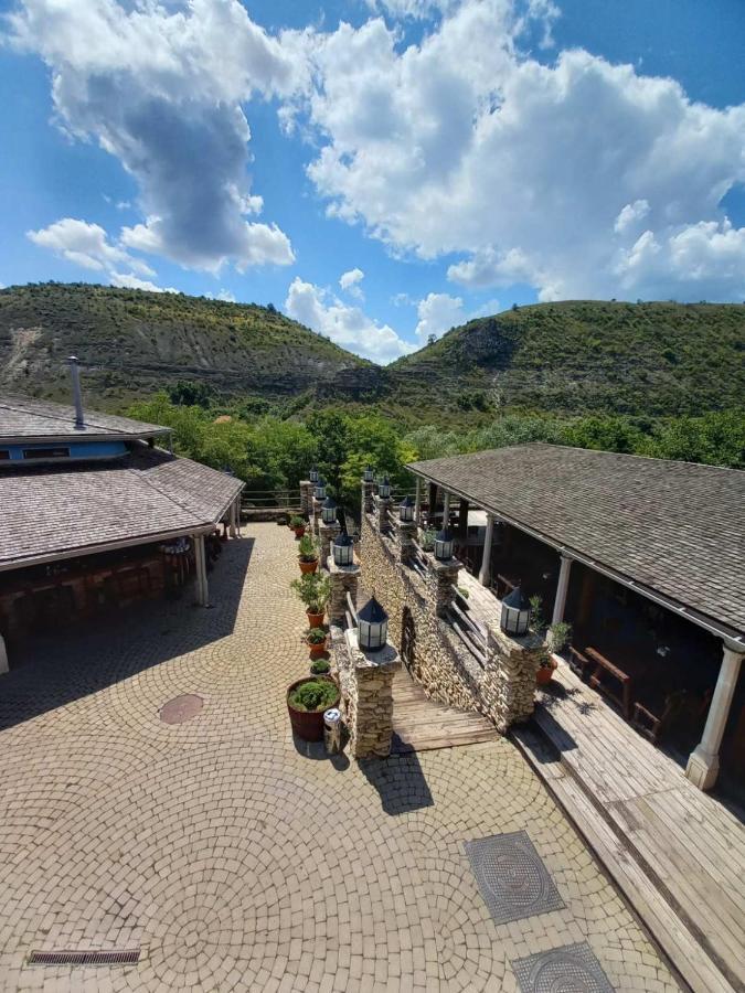Vila Etnica Trebujeni エクステリア 写真